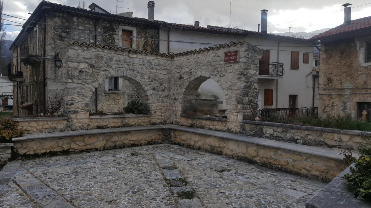 Le Dimore Di Angelo Sant'Eufemia a Maiella Exterior photo